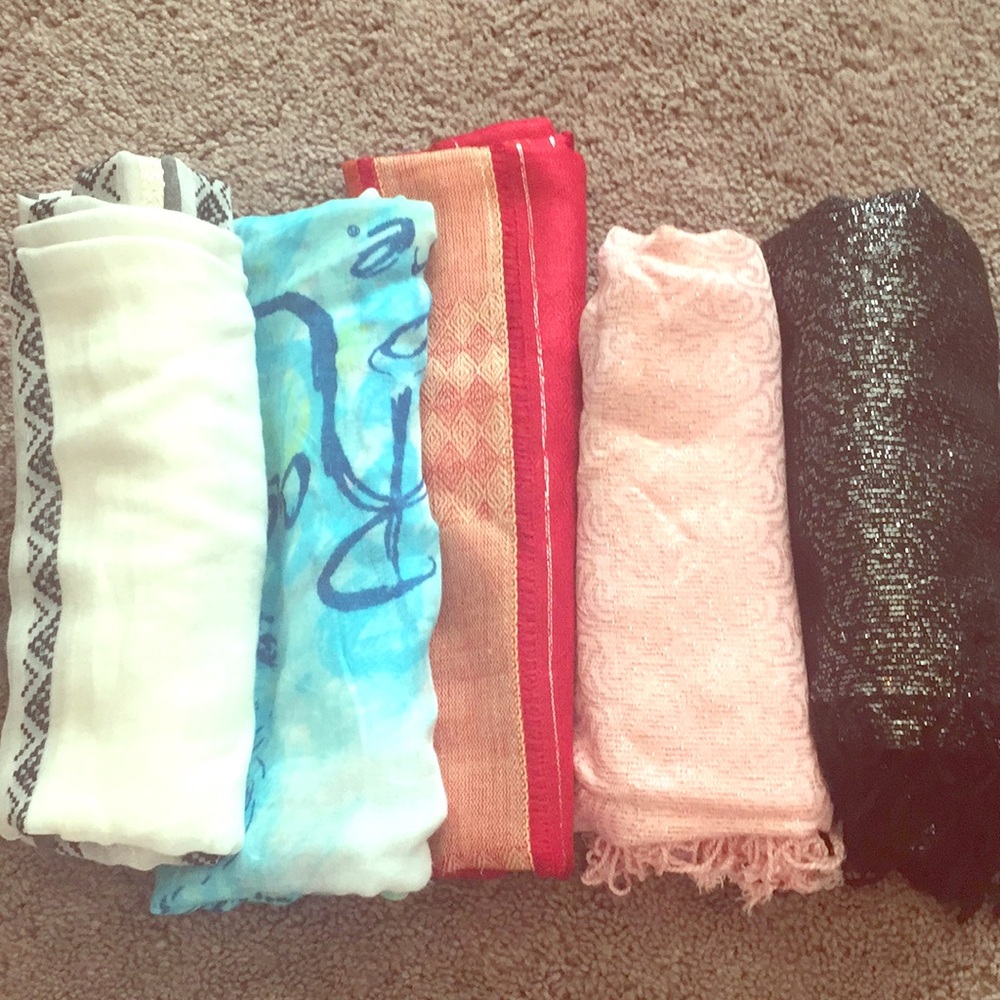 Bundle of scarves